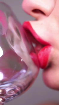 Verführung mit rotem lippenstift