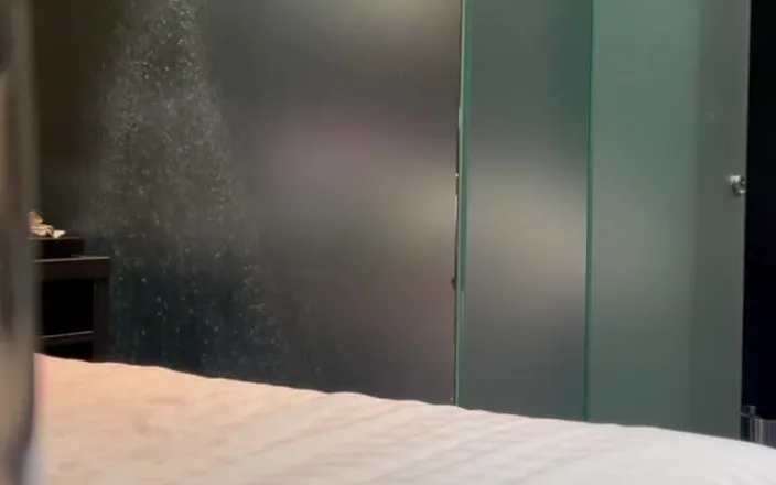 Em Yang: Secret Camera in My Hotel Room