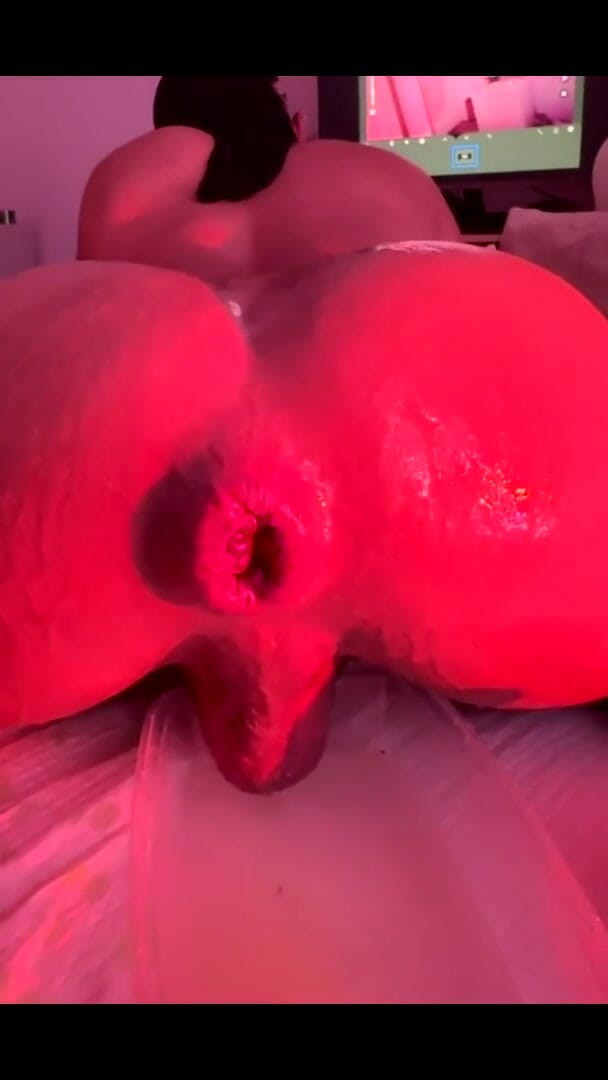 Yours hole ly: Got Lots of Fun Stuff Coming Soon