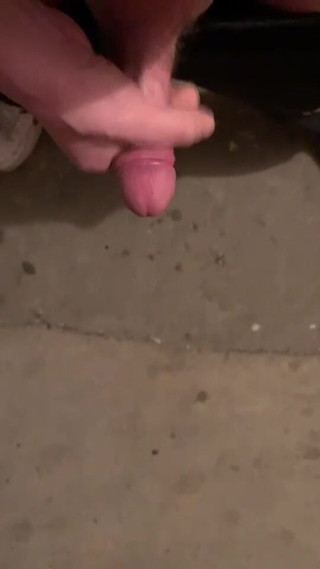 Cr4sh1990: Masturbace na veřejnosti