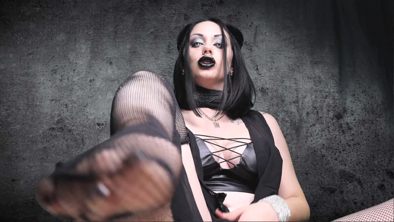 Goddess Misha Goldy: Нова секс-іграшка перетворилася на їжу! Пожирай і виконуй!