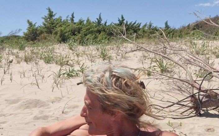 Gigi and David: Nudyści beach stripchat sex show Gigindave Shemale Girlfriend Public Encounter...