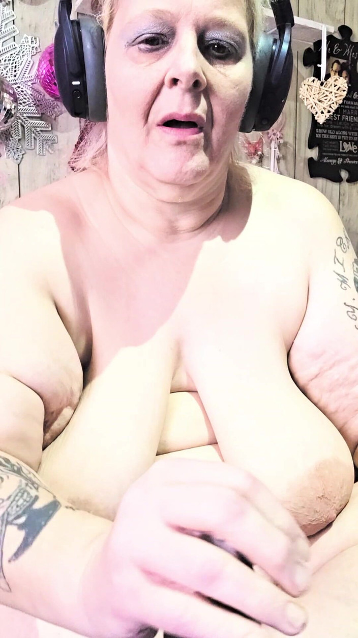 HerculesnVENUS: Menghisap zakar dan pancutan mani