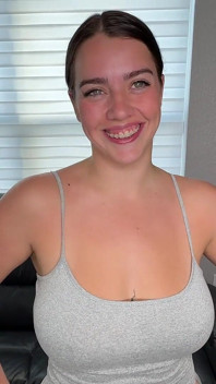 Jmac에게 따먹히는 젊은 빠구리 사미 헤이즈