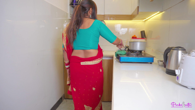 pinki_cute: After Suhagrat- Newly Married Pinki Bhabhi Stripping Saree in Bathroom,...