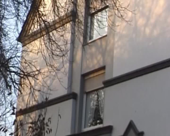 German Full Movies: Roodharige huisvrouw intense kut beukende close-up