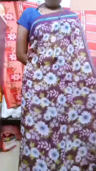 Bini desi Tamil India Renu Bogel Secara Langsung Memanggil Gula, Ayah Tiri, Menampar, Menjolok Pepek, Dikongkek Pantat, Suara Panas!
