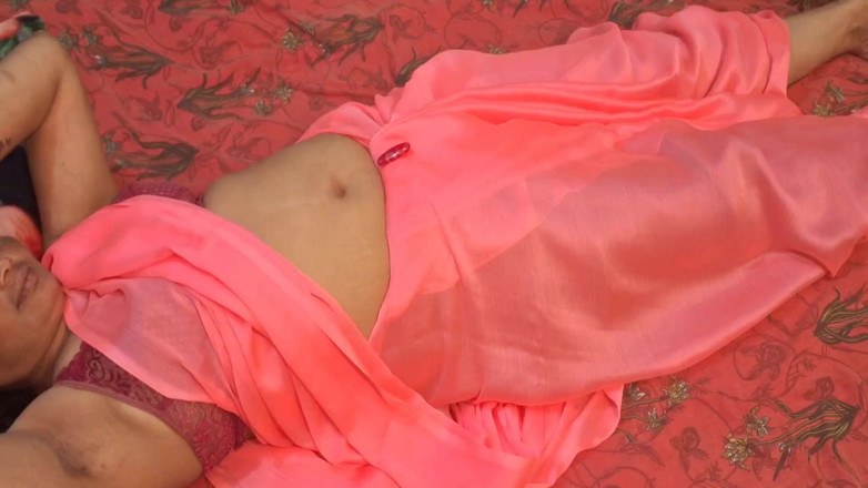 Sexy sindu: Red Hot Aunty Saree Sex with Boy Freind