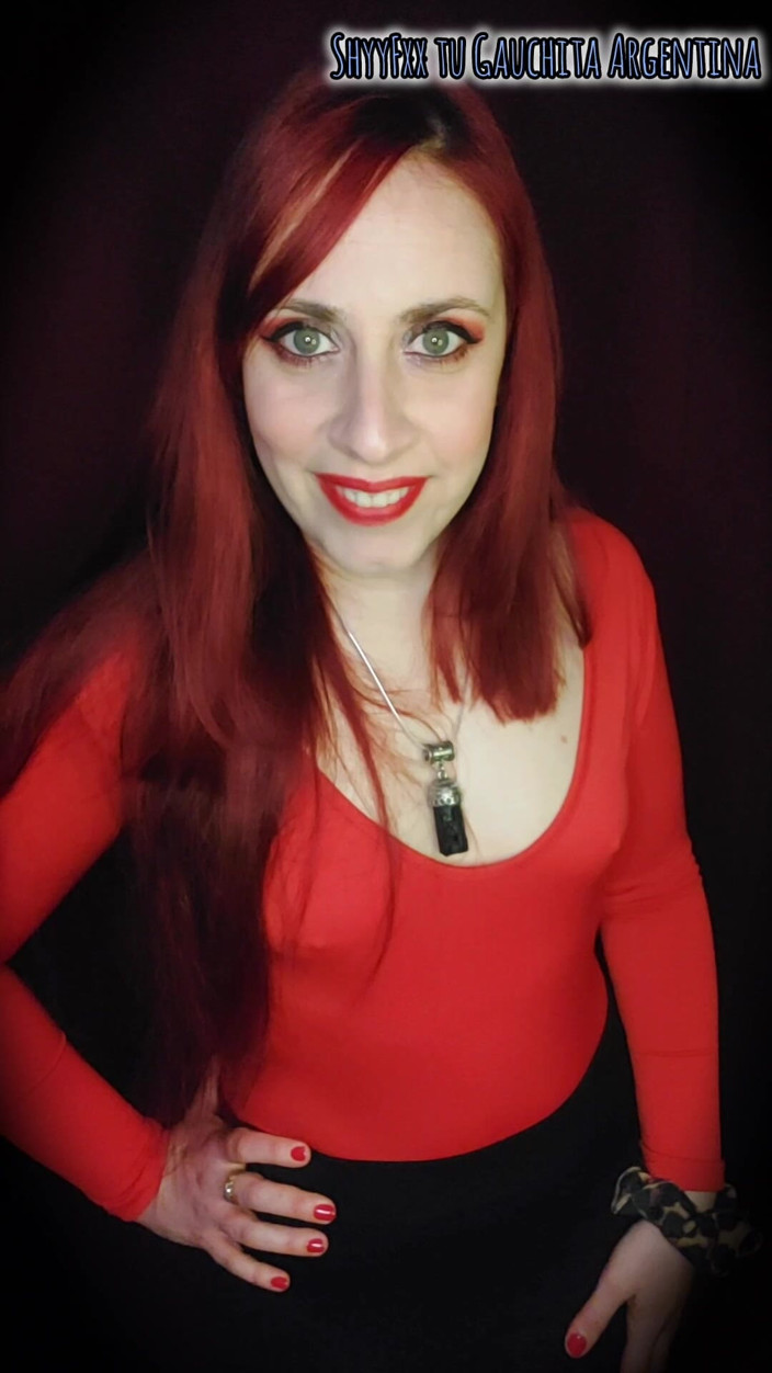 Tu Gauchita Argentina: Můj feminizovaný cuckold a já v nočním klubu koukáme na...