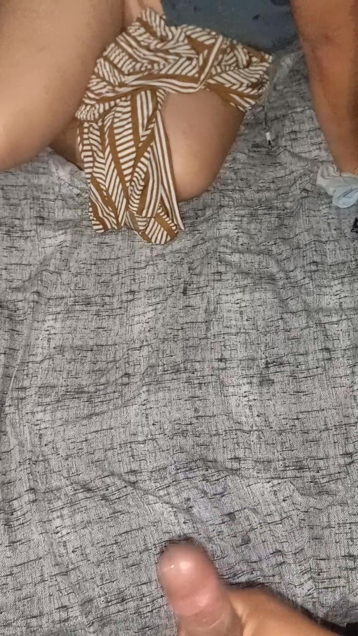 Eatrella j: Don't Record It's My First Time, I Want It to...