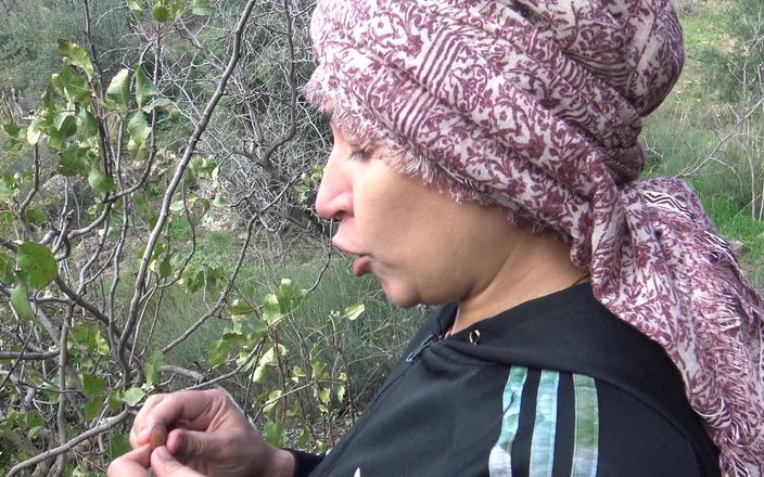 Souzan Halabi: Azgın üvey oğlum parkta ağzımın içine boşalıyor
