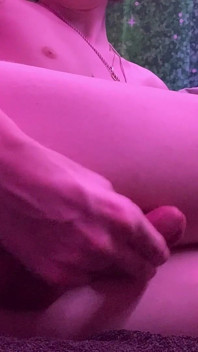Redhead Twink Ashen Has Super Hot Handsfree Orgasm