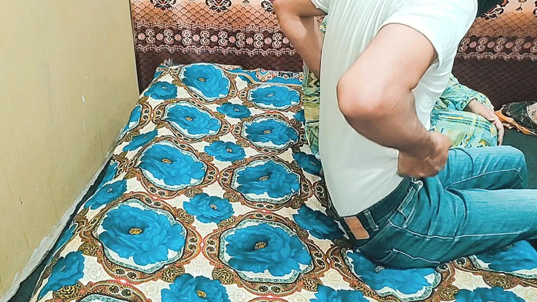 Pakistani CoupleX: 핫한 자지 인도 바비와 핫한 아름다운 공주 따먹기