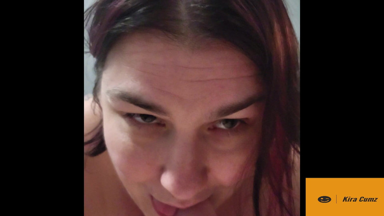 Kira Cumz: Eu amo chupar pau dos papais, eu era uma boa...