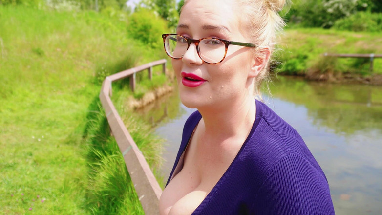 JessieHH: Fuga con la matrigna