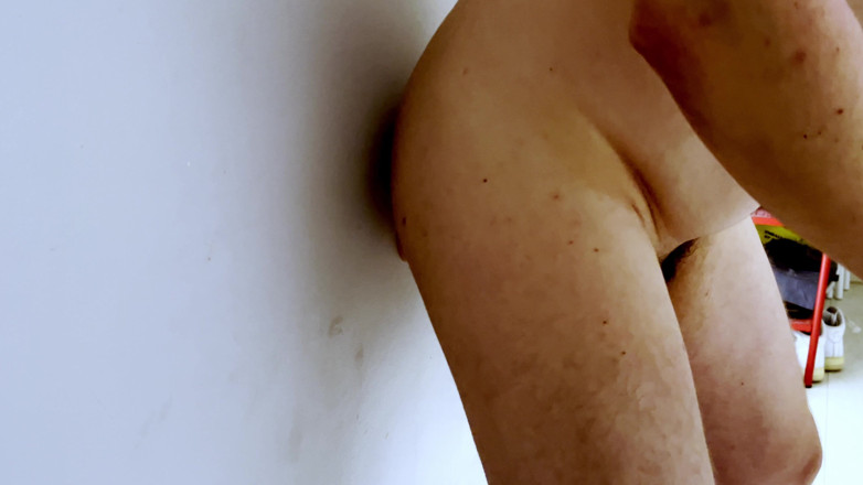 Aimeronds: Poți să te faci cu dildo-ul oriunde