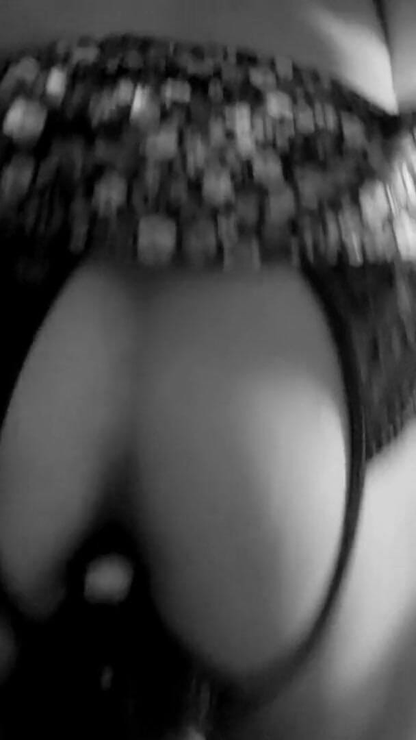 CheekyCharliXXX: Een slechte drakendildo neuken