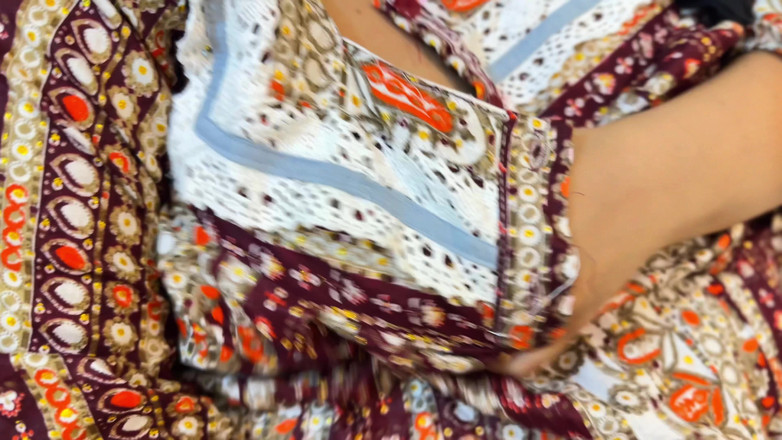 Aria Mia: Začínám masturbat v čekárně na doktora, když jsem super sexy a...