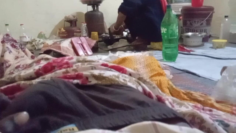 Bengaliauntykichut: I Was Cooking and the Guy Masturbated Behind My Back....