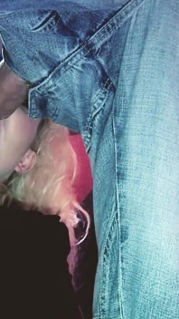 Meisjes in hittescène-1_sexy blondine in lingerie neuken hard totdat ze een lading sperma in het gezicht krijgt