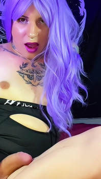 Emma Ink Cumming rất nhiều