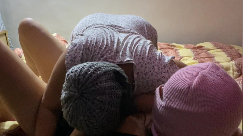 Arabic lesbian: Arab Lesbian Saudien