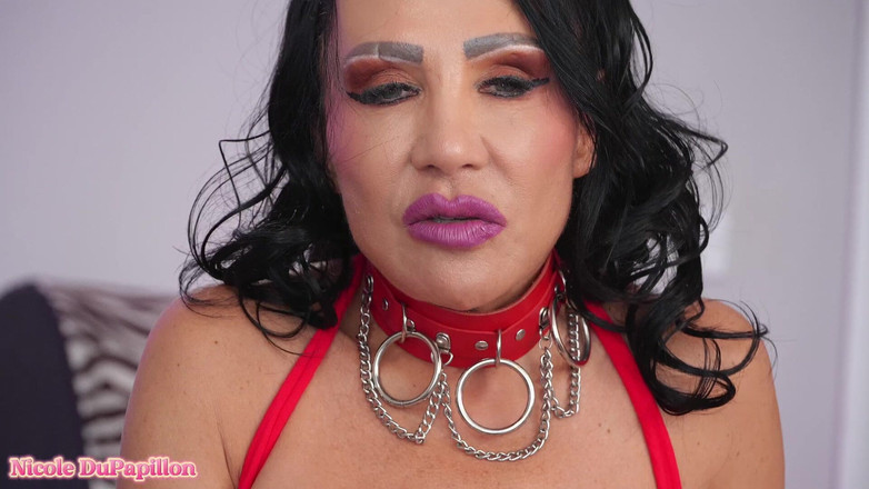 Nicole Dupapillon: Nicole Queens Und Fickt Einen BBC