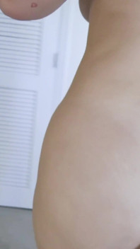 นั่งบนหน้าเลย ร้อนมาก
