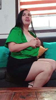 Selesa di Sofa Selepas Kerja
