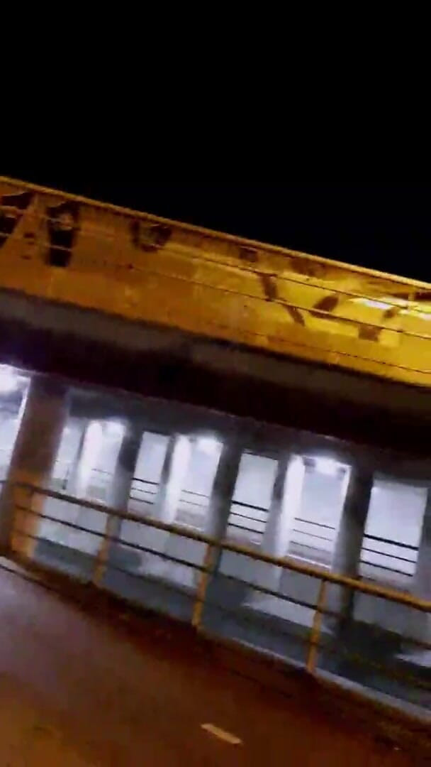 Slutboyben: Slutboyben cam4 pornoqueen Punjaba xposeing bij nacht openbaar