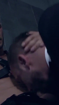 MENATPLAY - Analknull med Dato Foland och Logan Moore