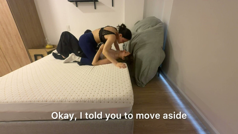 scarlettandc: We neuken in een nieuwe Airbnb