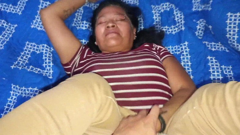 Moo DBOXXX: Eu faço sexo com minha sogra diariamente, essa puta se...