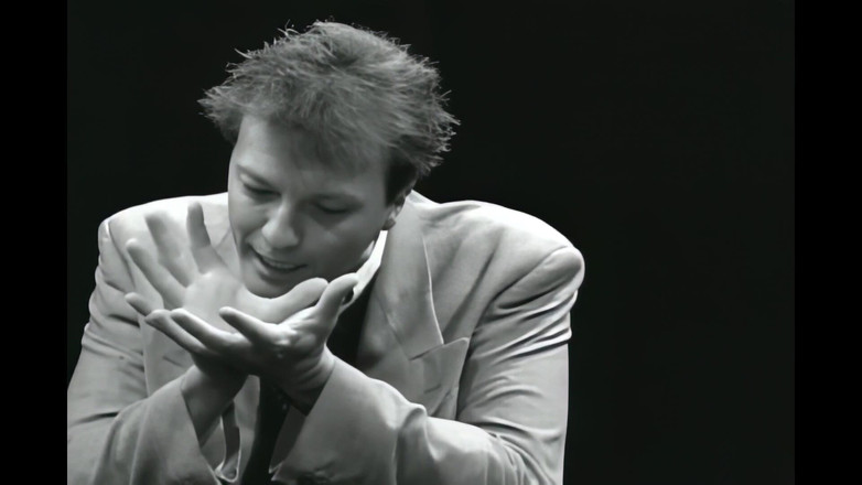 Adultwhisper: Sténající děvka jezdí na tvrdém ptákovi