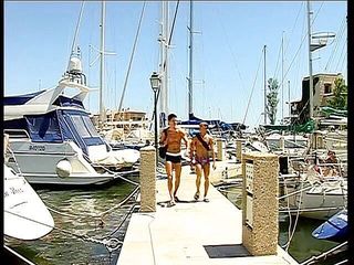 Boy Zone: Tio hambriento de polla es arado en el barco