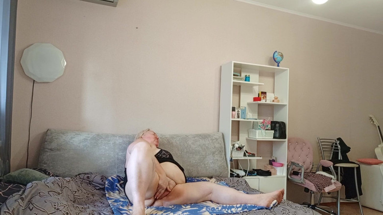 Zona901: 섹스 채팅에서 보지를 애무하는 이웃