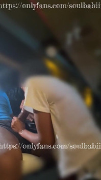 Dapatkan pepek shiesty saya menghisap batangnya. Seseorang akan datang jadi kita terpaksa berhenti tetapi kita masih kembali dan selesai. Dibuat