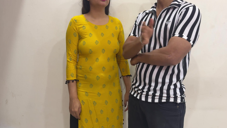 Hornycouple149: Cylinder De Do Bhaiya Pls- Indian Neighbour's Hot Wife Fucked...
