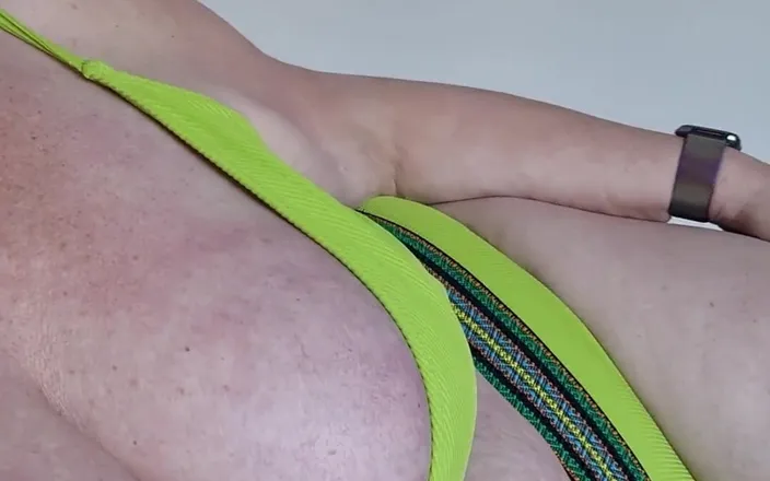 Uk Joolz: Here is that bikini again...this time for a longer look!