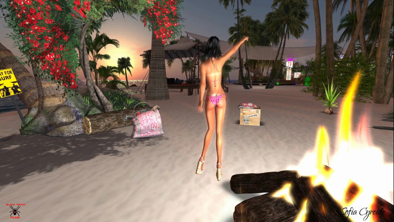 Black Widow Films: Striptis pantai penuh