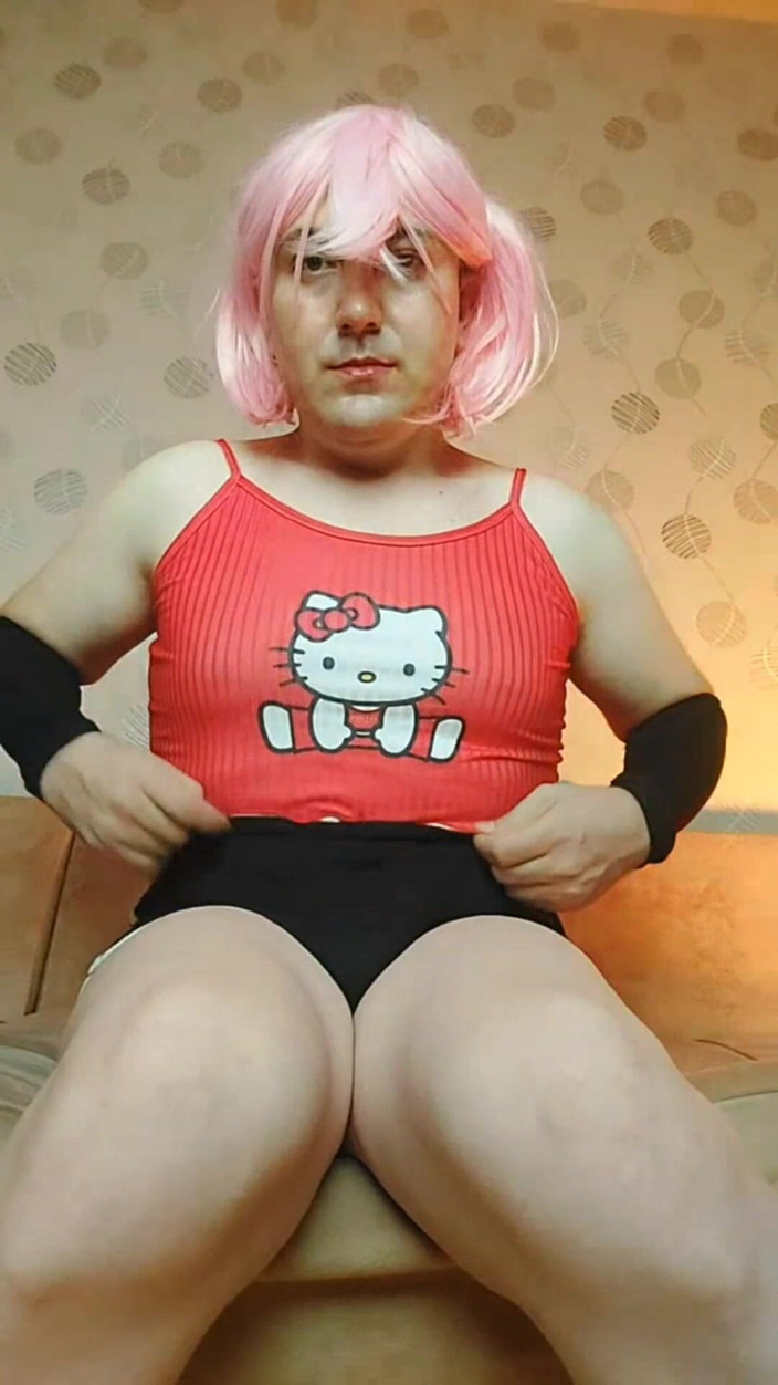 Kitty_Cross: Büyük kalçalı femboy götlü kadın kılıklı kadın kılıklı