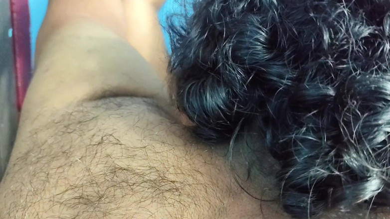Vaigavarun45: Une Malaisienne du Kerala baise avec un tailleur