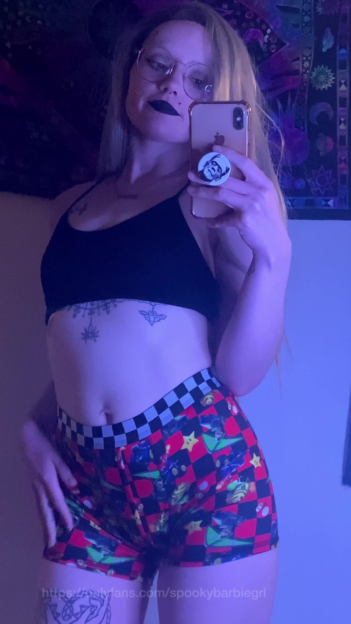 spookybarbiegirl: Spookybarbiegrl, Compilation De Lingerie Et De Culottes De Salopes