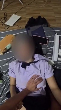 Thai-college-mädchen lutschte mich trocken