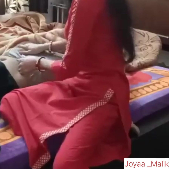 Joya Malik: Video bokep profesor india ngentot mahasiswanya di rumah