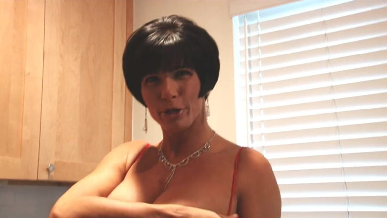 BB blowjobs and fucking: Gespierde milf panty plaagt vóór haar lul-aftrekscène