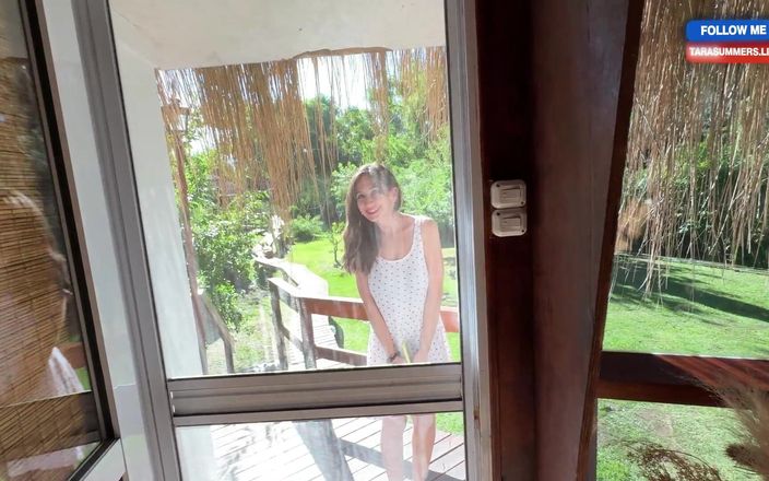 Kitty Kriss: Bagian 1 aku selingkuh dari pacarku di kamp musim panas saat...