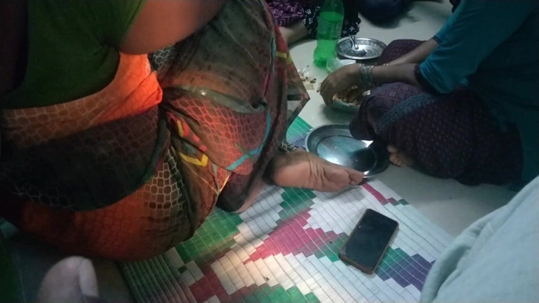 Benita sweety: Empat makcik panas bercakap kotor di rumah saya
