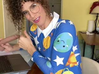 VibeWithMommy: Ms. Jizzle Video + Voice Note for One of My Sweet...