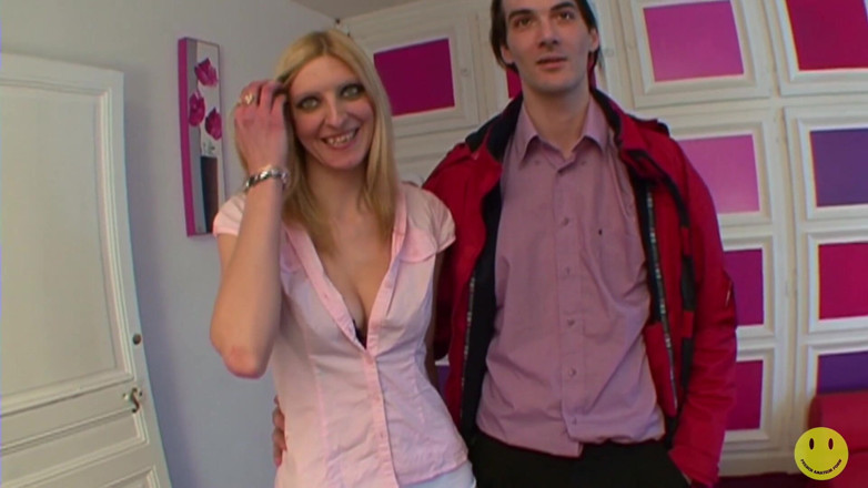 French Amateur Porn: Cynthia Swallow with Her Boyfriend